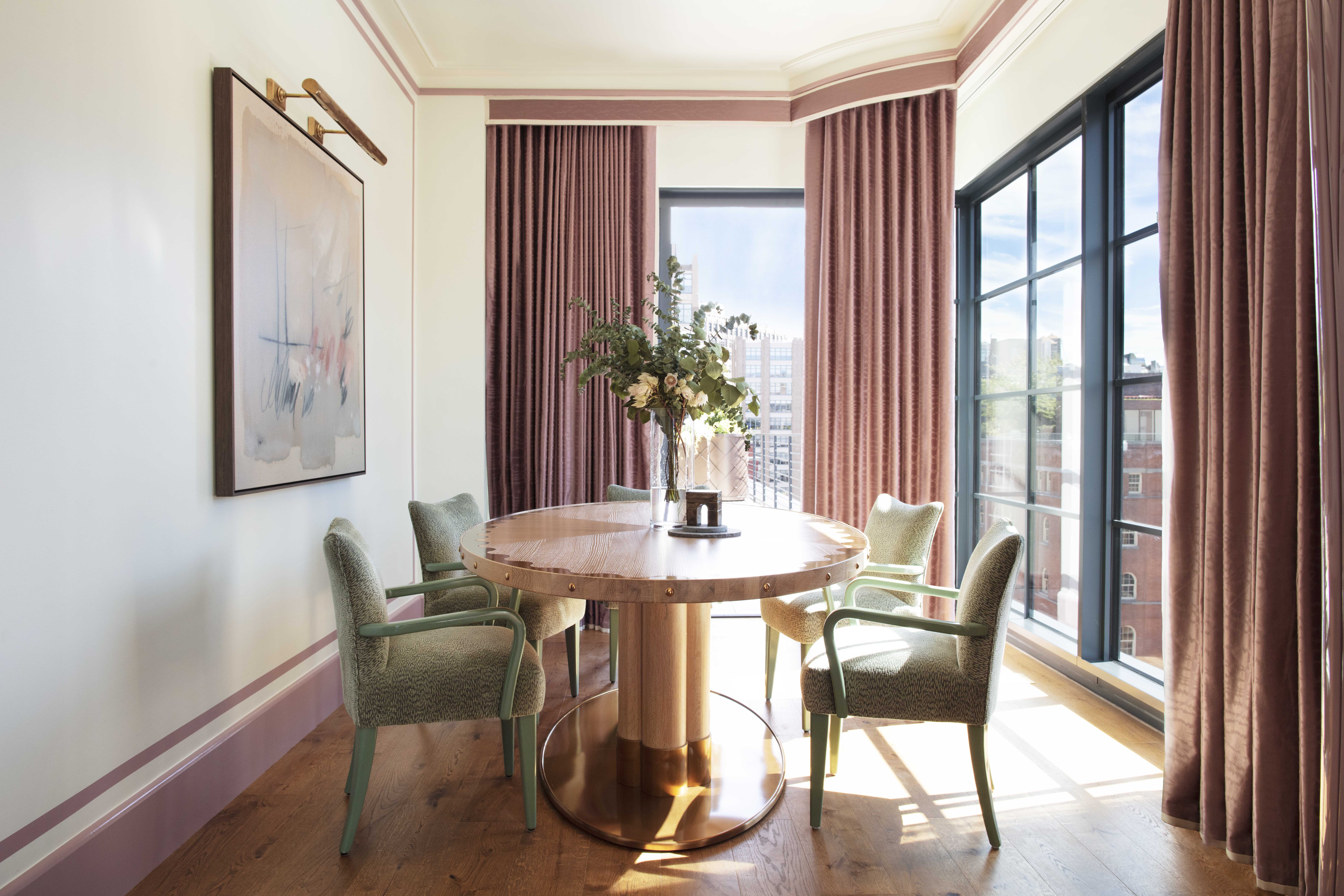 hotel dinning room in room